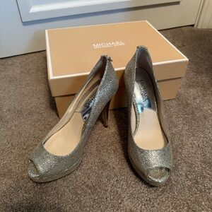 Michael Kors Platform Pumps, Size 5, Silver Sparkle, NWT, With Original Box